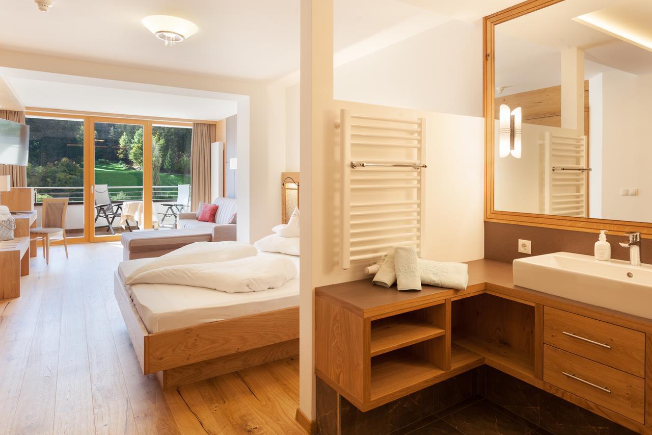 Hotel Kronblick Chienes Kültér fotó