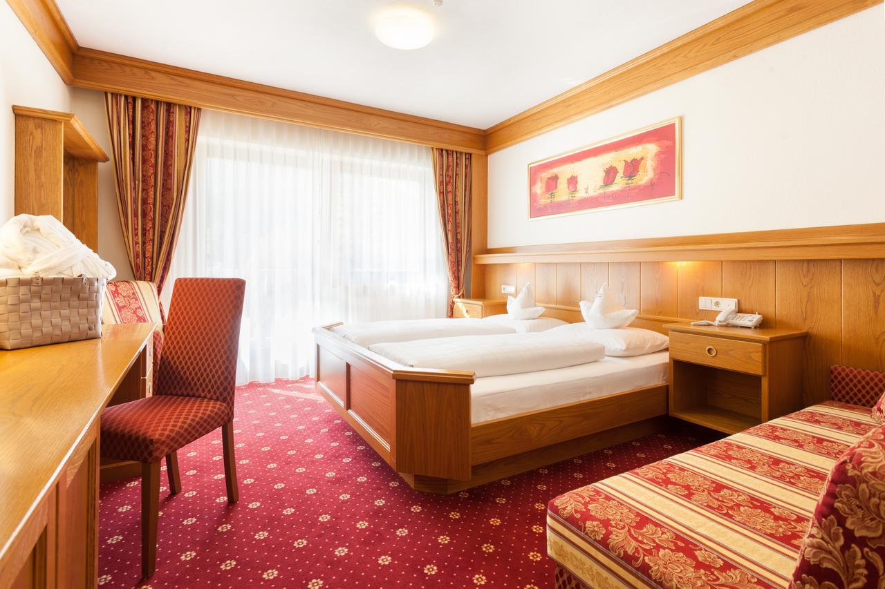 Hotel Kronblick Chienes Kültér fotó