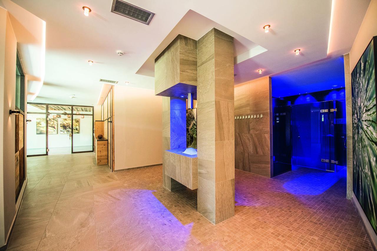 Hotel Kronblick Chienes Kültér fotó