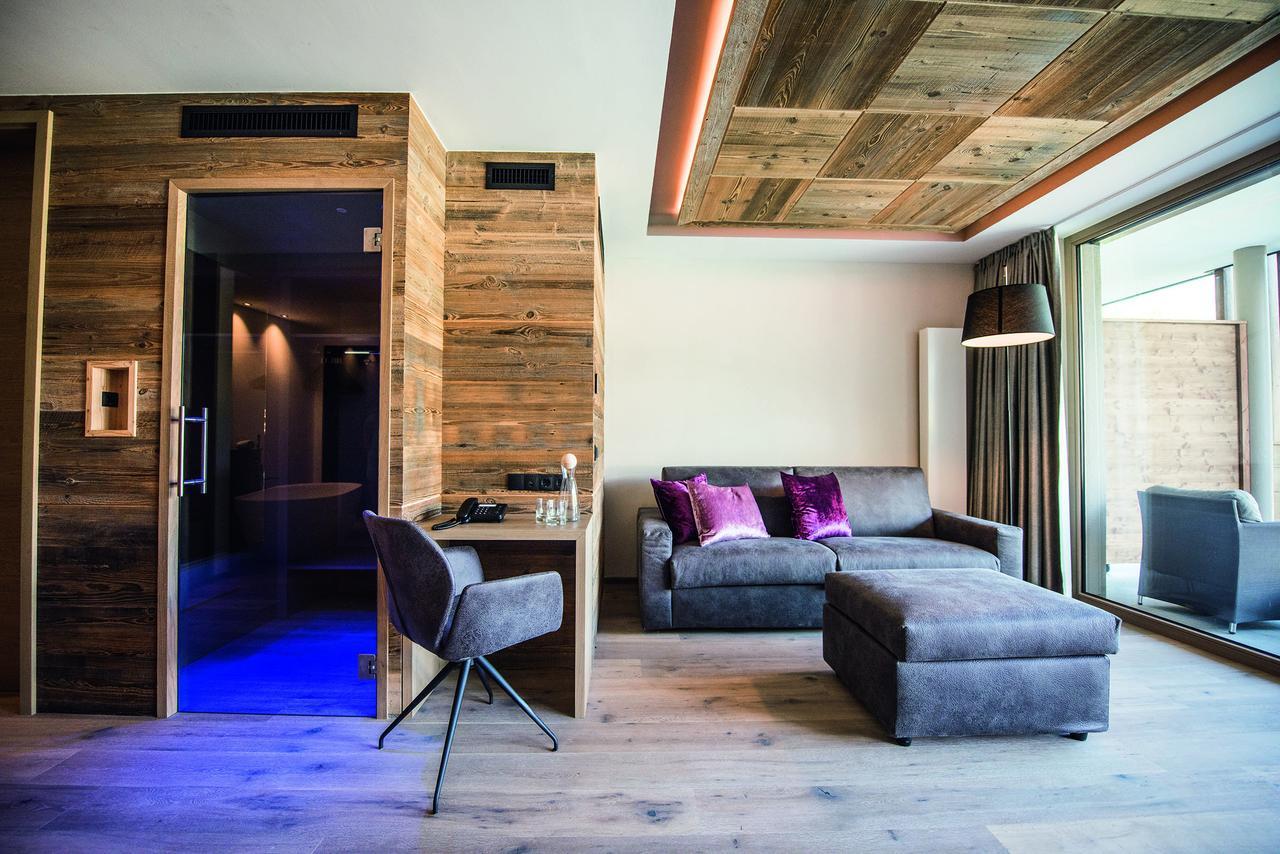 Hotel Kronblick Chienes Kültér fotó