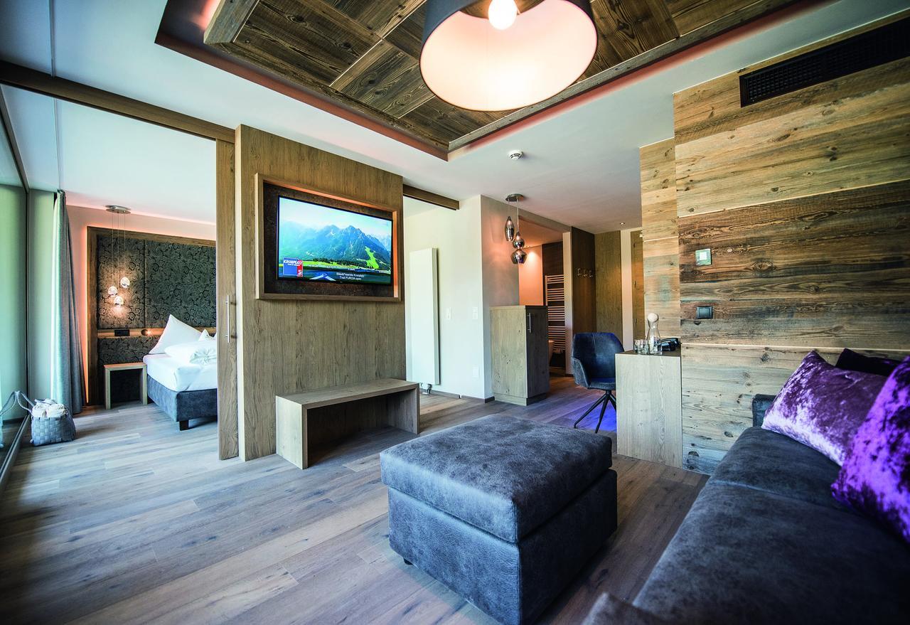 Hotel Kronblick Chienes Kültér fotó