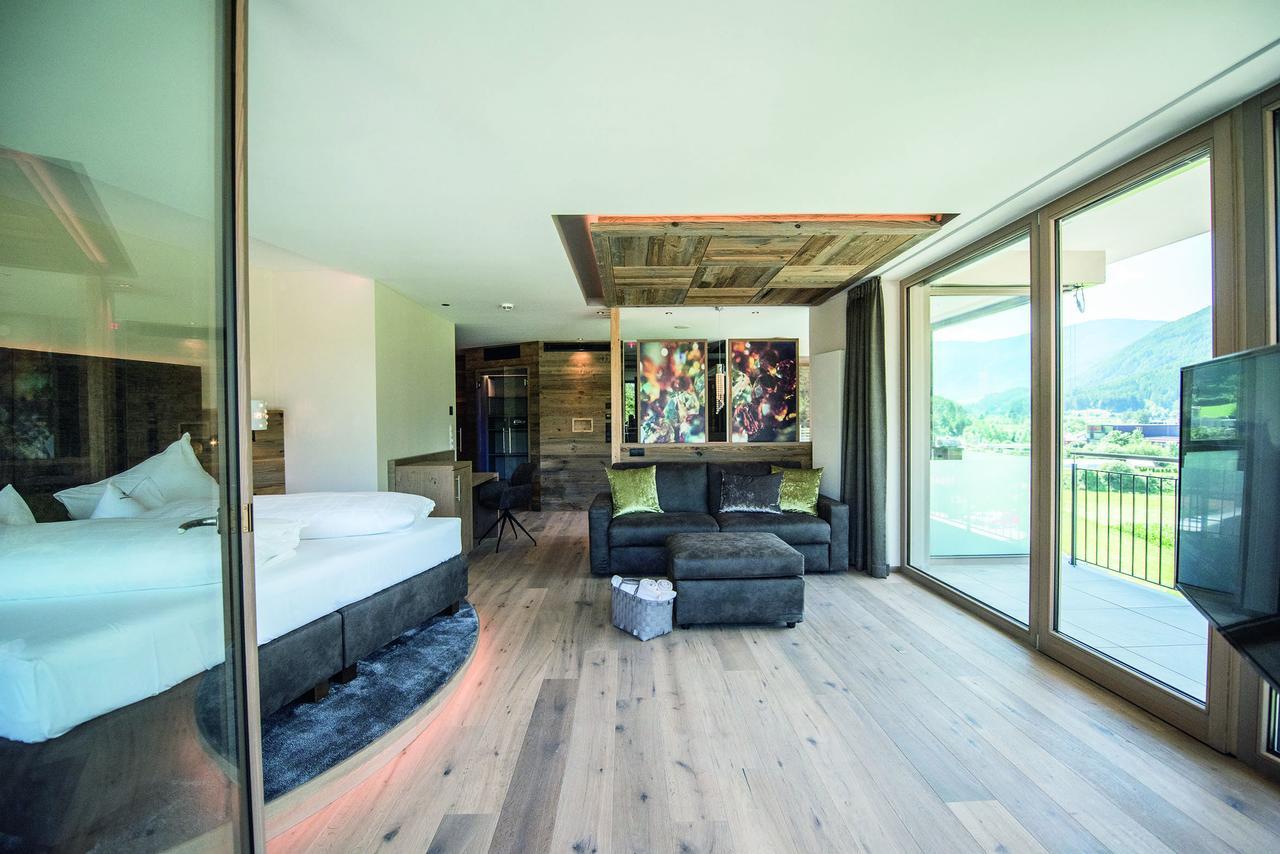 Hotel Kronblick Chienes Kültér fotó