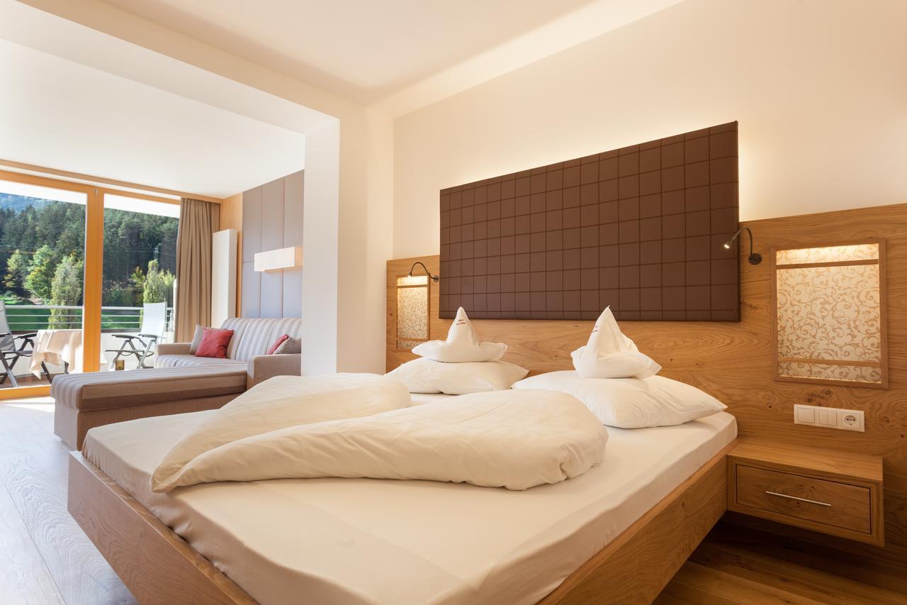 Hotel Kronblick Chienes Kültér fotó