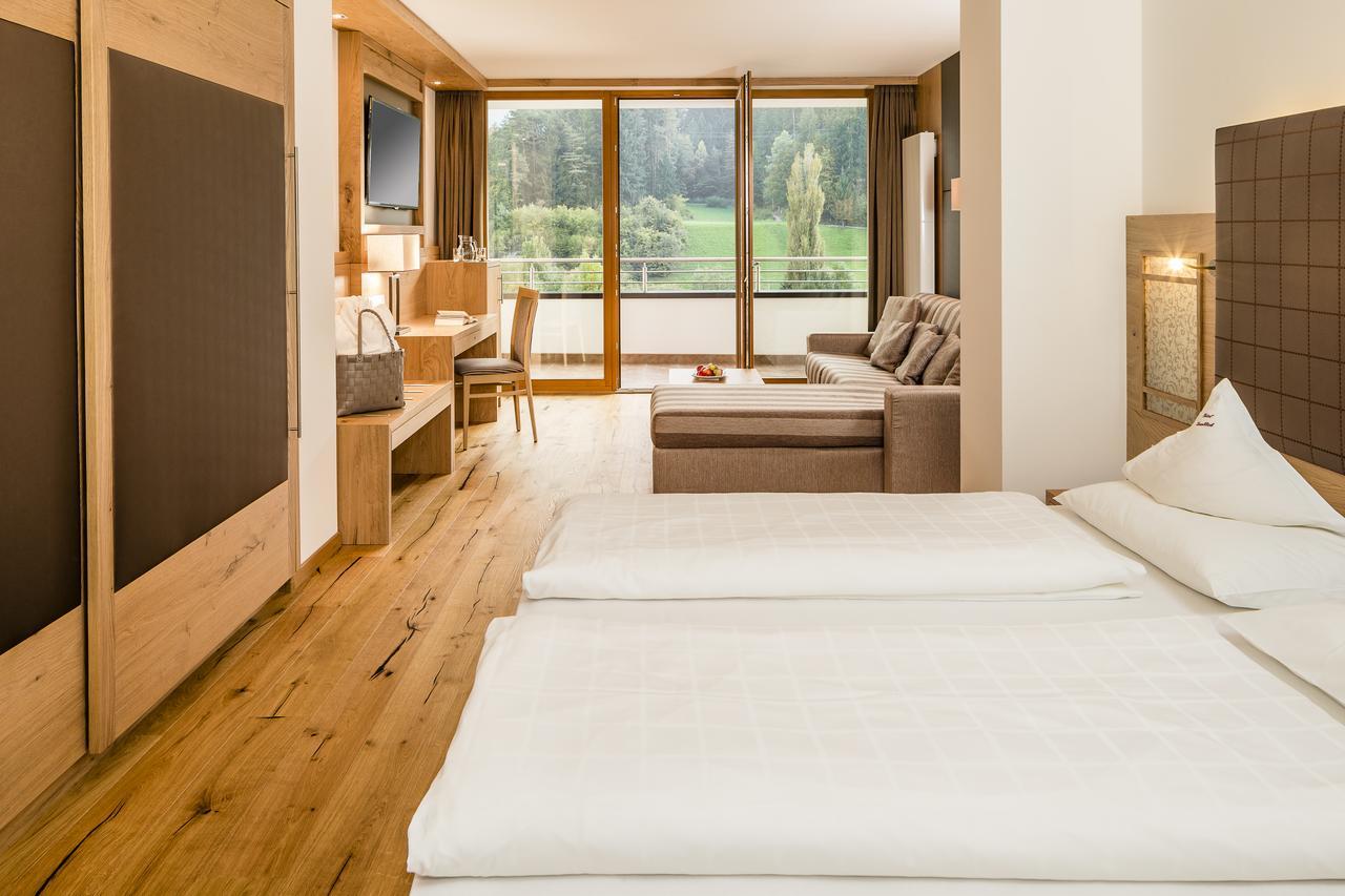 Hotel Kronblick Chienes Kültér fotó
